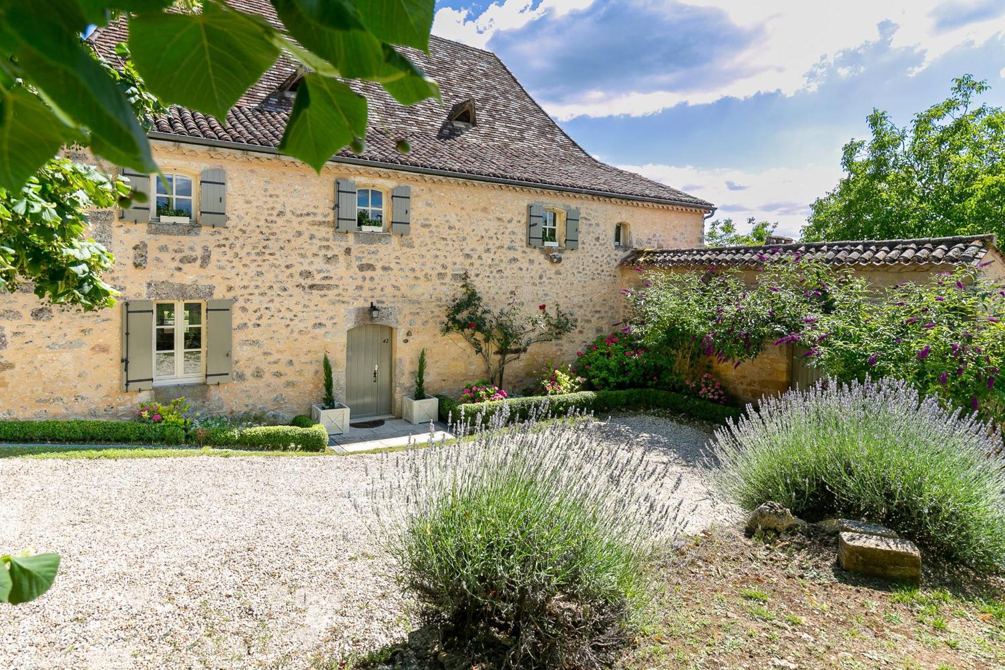 La Maison Louverie Pontours 外观 照片