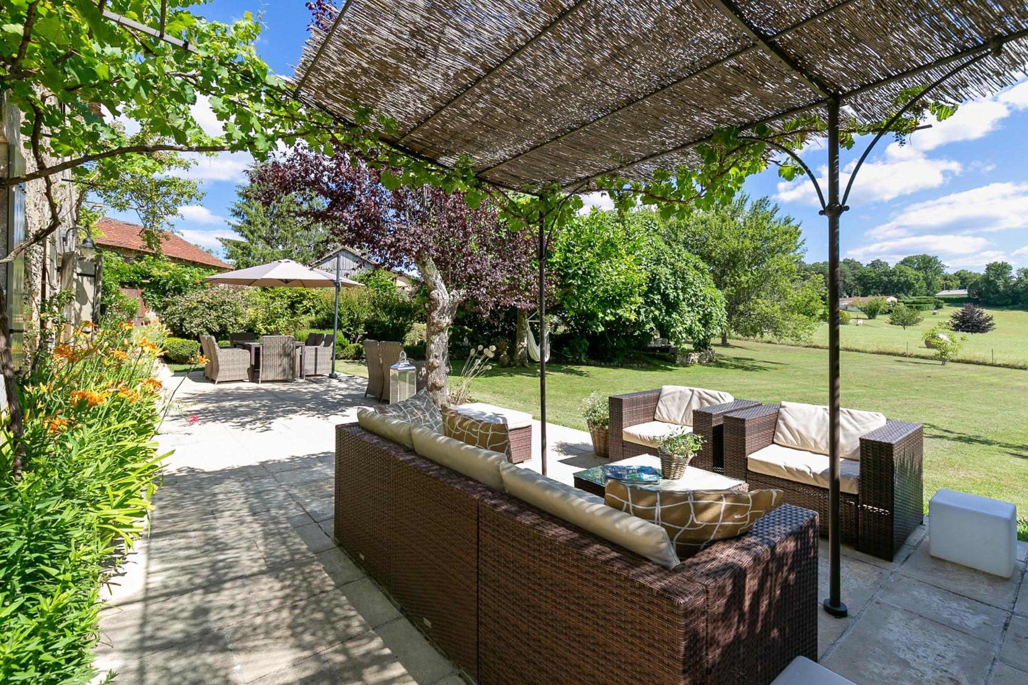 La Maison Louverie Pontours 外观 照片