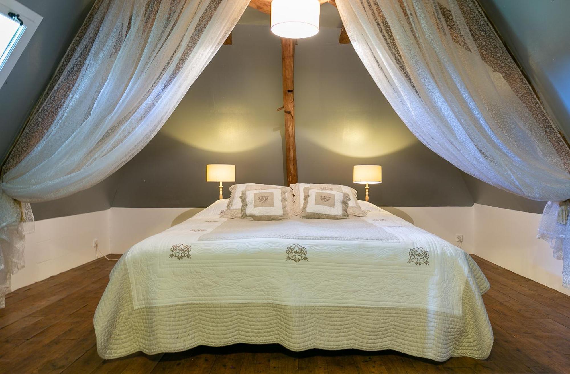 La Maison Louverie Pontours 外观 照片