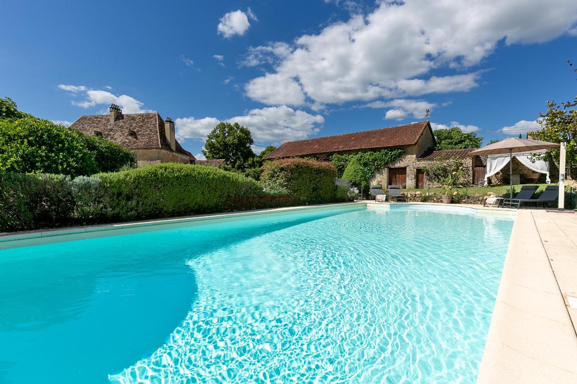 La Maison Louverie Pontours 外观 照片